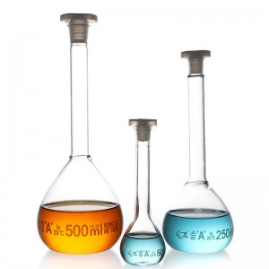 https://www.huidaglass.com/clear-and-amber-grade-a-volumetric-flask-with-ground-in-glass-stopper-or-plastic-stopper-product/